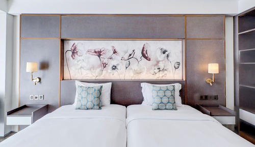 Standard Suite, 2 Twin Beds, Balcony
