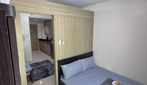 Comfort Condo, Partial Sea View