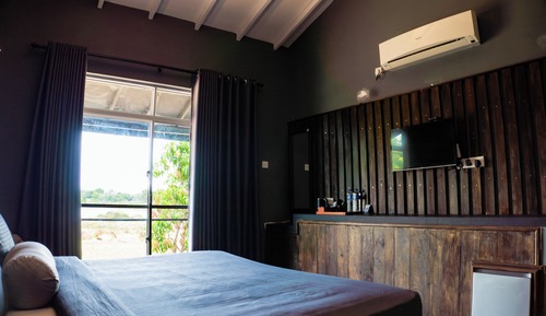 Deluxe Double or Twin Room, Lake View