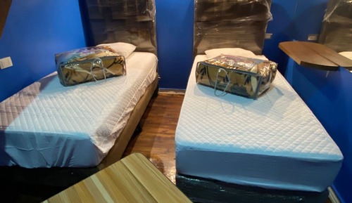 Design Quadruple Room