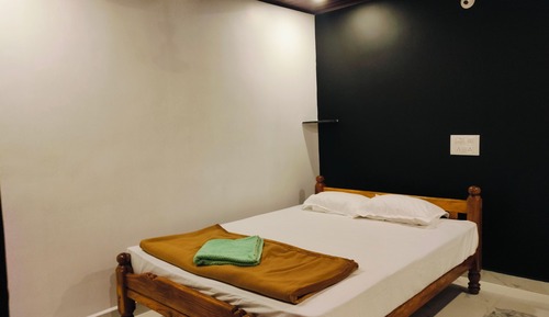 Comfort Cottage, Garden View