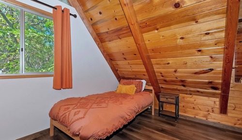 Signature Cabin, 2 Bedrooms, Kitchen, Mountain View