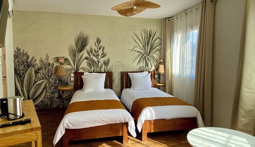 Classic Twin Room