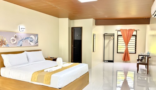 Deluxe Double Room, Garden View