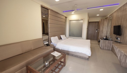 Basic Double Room, City View