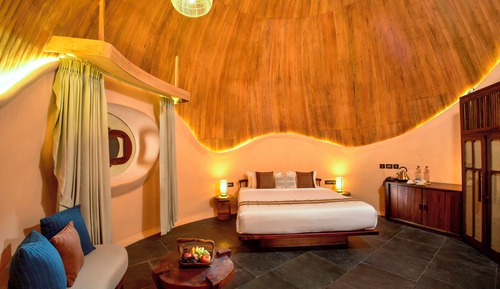 Suite, Hill View