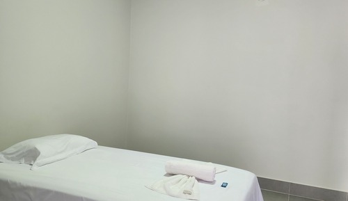 Single Room, Patio