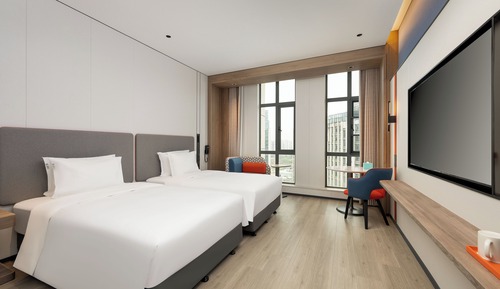 2 Double Standard High Floor