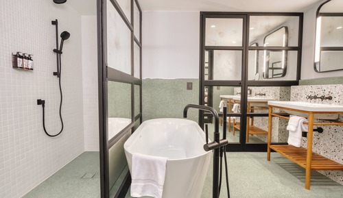 Suite, 1 Bedroom, Corner