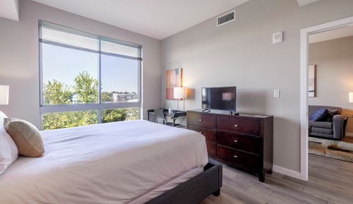 Luxury Apartment, Balcony