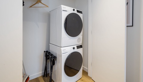 Deluxe Two Bedroom Apartment