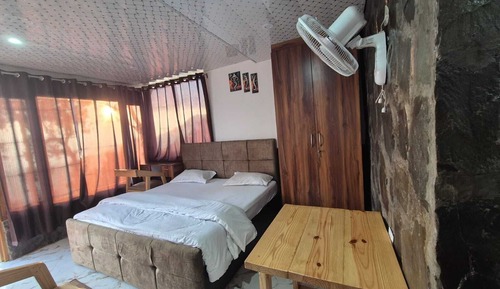 Deluxe Cottage, Private Bathroom, Valley View