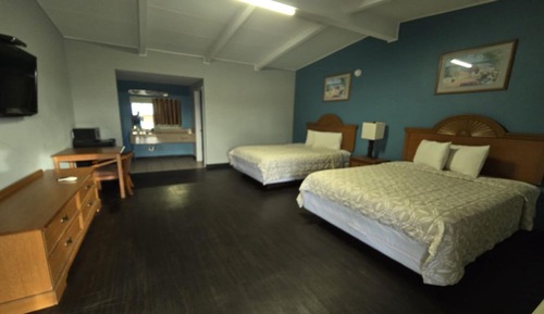 Standard Room, 2 Queen Beds, Non Smoking