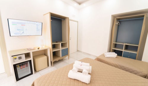 Family Quadruple Room, Courtyard View, Annex Building (Corso Umberto 311)