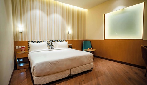 Premium Room, 1 King Bed
