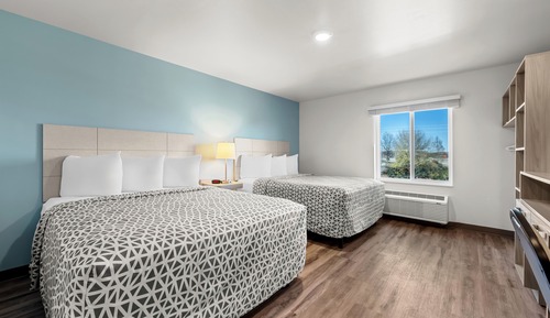 Room, 2 Queen Beds, Non Smoking