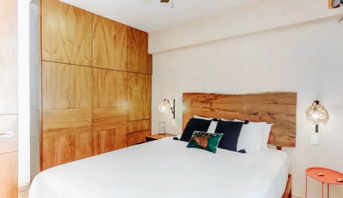 Apartment, 1 Bedroom, Pool View