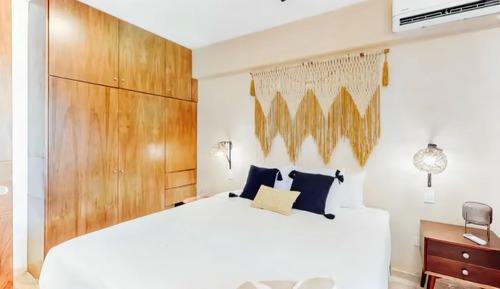 Apartment, 1 Bedroom, Pool View
