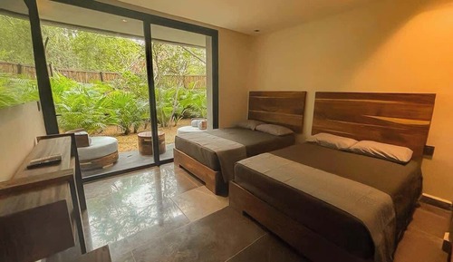 Apartment, Multiple Beds, Pool Access, Pool View (Humana 101D)