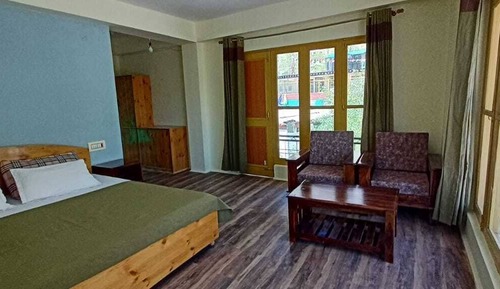Deluxe Room, Garden View