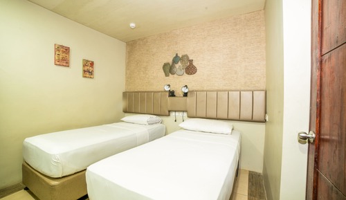 Comfort Twin Room