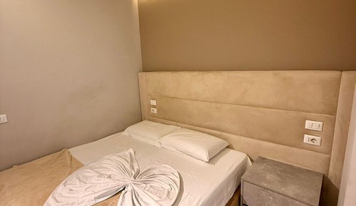 Deluxe Studio Suite