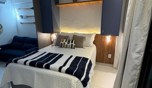 Family Studio, Pool View