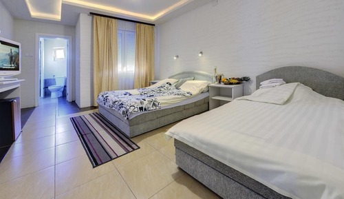 Deluxe Double or Twin Room, Pool View