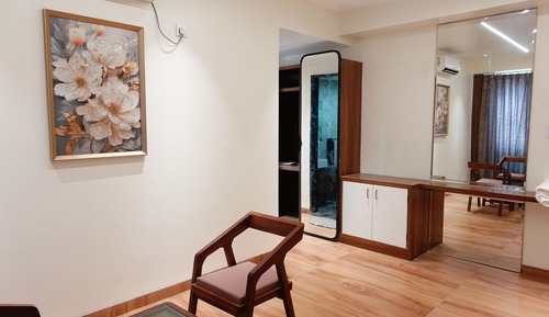 Luxury Suite