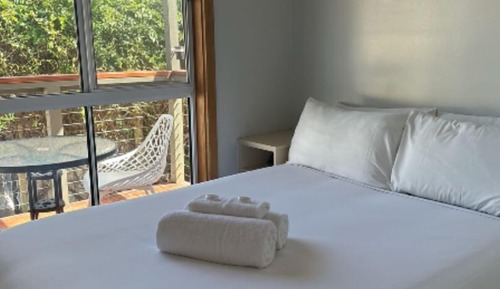 Cabin, Balcony