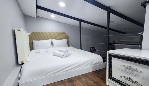 Triple Room, City View