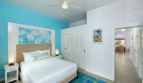 Superior Suite, 2 Bedrooms, Balcony, Pool View