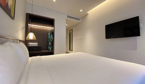 Superior Double Room, 1 Bedroom, Garden View, Sea Facing