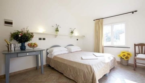Classic Quadruple Room, Garden View