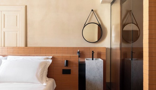 Superior Double Room, 1 King Bed, Private Bathroom, City View