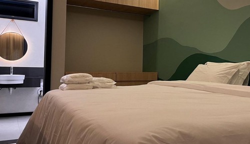 Deluxe Apartment, Balcony, Mountain View