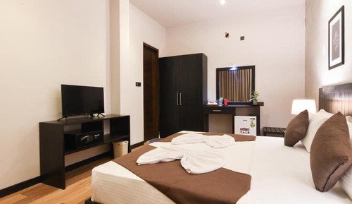 Superior Double Room, Partial Sea View