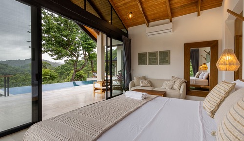 Superior Studio Suite, Private Bathroom, Sea View