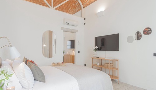 Apartment (1 Bedroom)