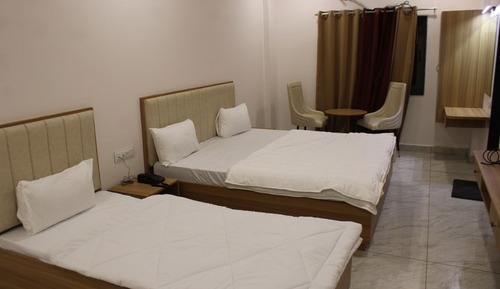 Basic Triple Room