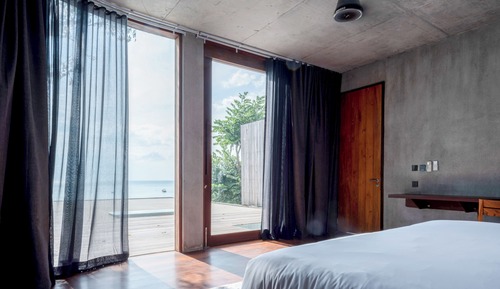 Premier Suite Oceanfront
