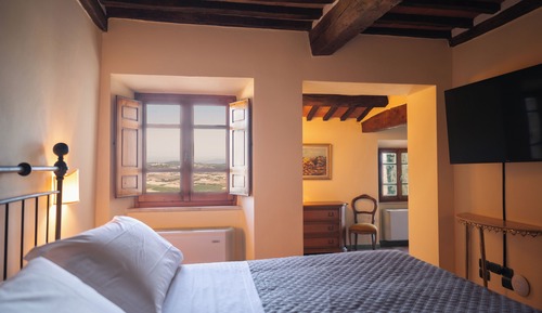 Deluxe Suite, Valley View