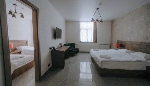 Family Quadruple Room, Balcony, Mountain View