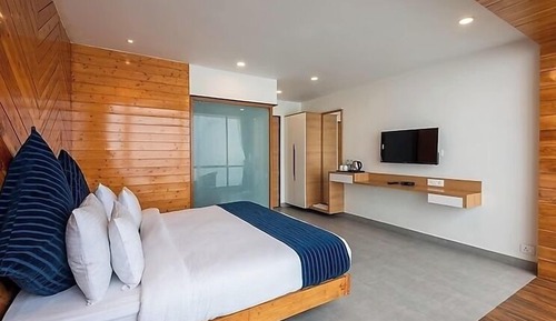 Executive Room, Valley View