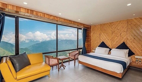Presidential Suite, Valley View