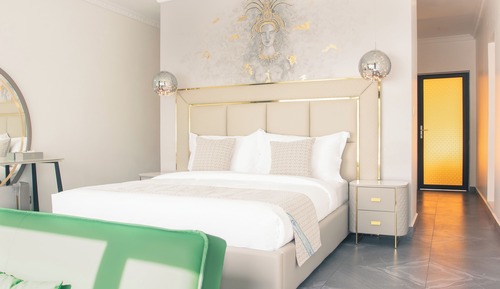 Superior Suite