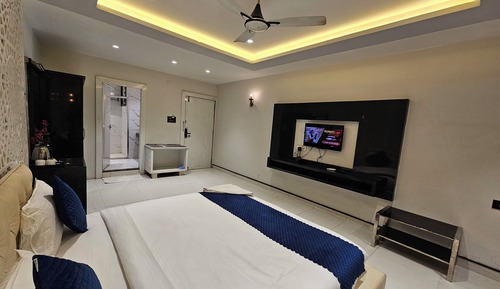 Premium Double Room, City View