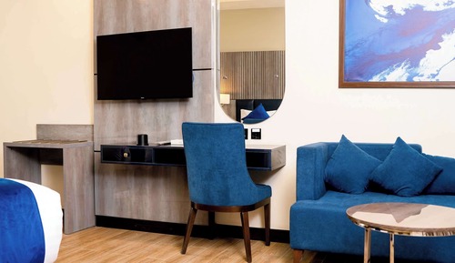 Deluxe Room, 1 King Bed, Non Smoking