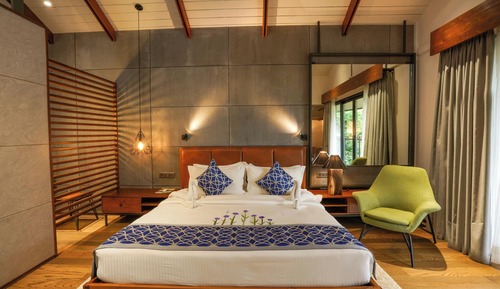 Chalet, Balcony, Garden View