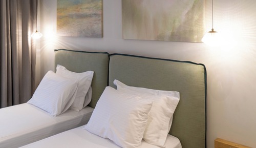 Deluxe Twin Room, Courtyard View